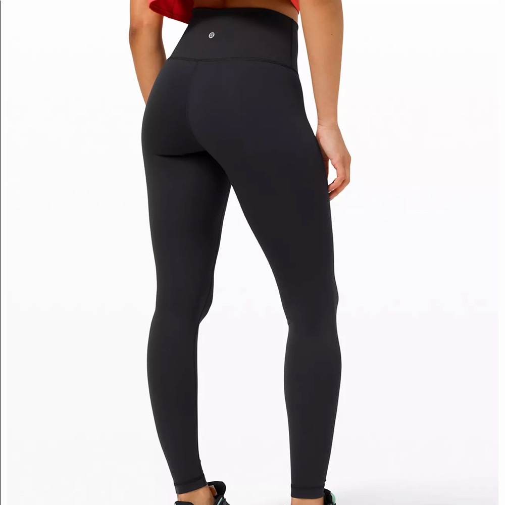 Black Lululemon leggings